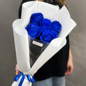 Букет из 5 синих роз Эквадор в Рошале