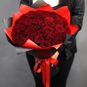Букет из 51 красной розы (50 см) в Рошале