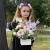 Композиция с георгинами на 1 сентября в белом ящике в Рошале