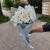 Букет из белых ирисов в Рошале